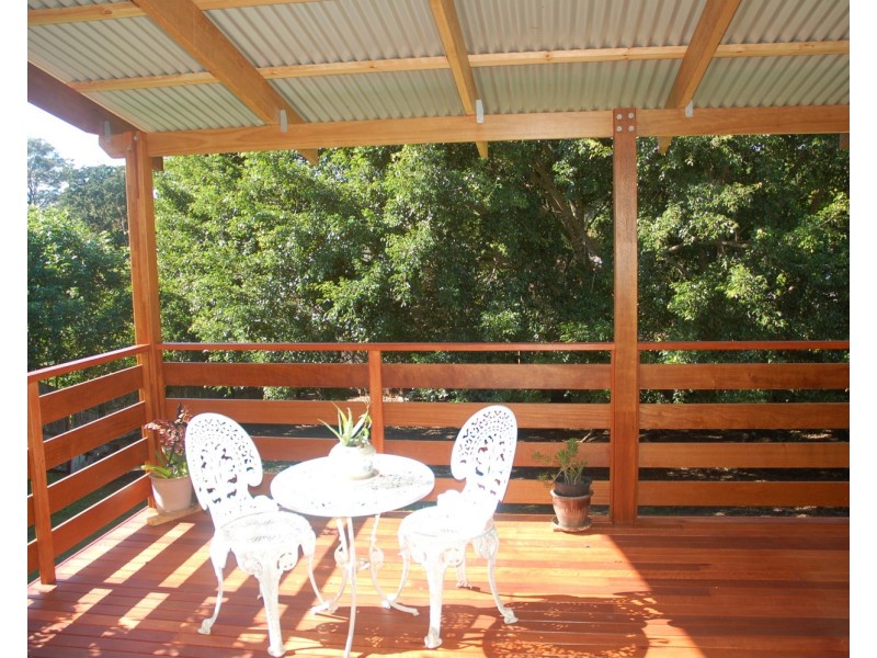 135 Shara Blvd, Ocean Shores NSW 2483