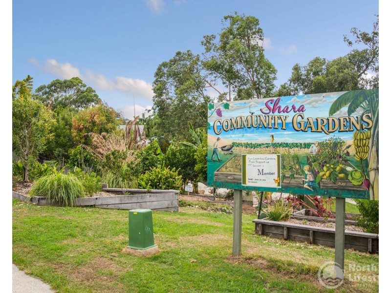 135 Shara Blvd, Ocean Shores NSW 2483