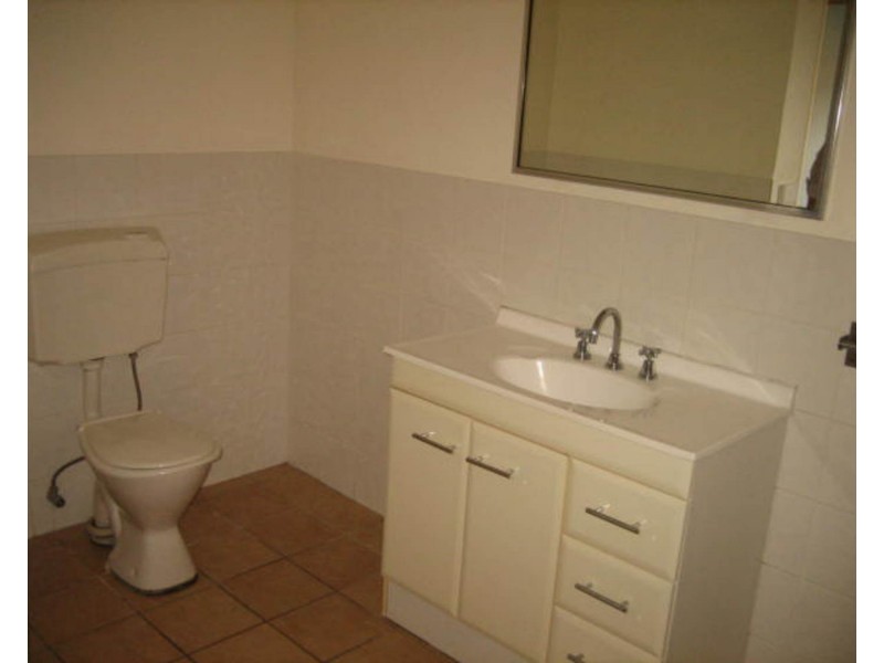 2/2 Arika Avenue, Ocean Shores NSW 2483