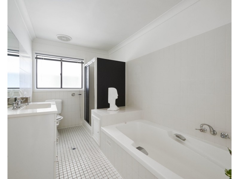 9 Gloria Street, South Golden Beach NSW 2483