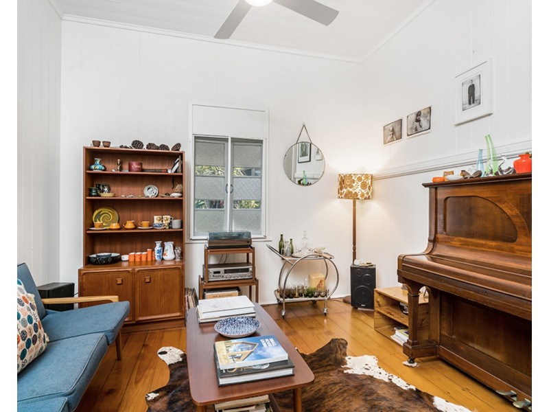 4 Clifford Street, South Golden Beach NSW 2483