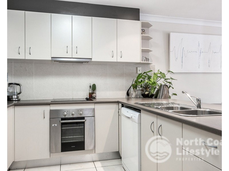 4/3 Bindaree Way, Ocean Shores NSW 2483