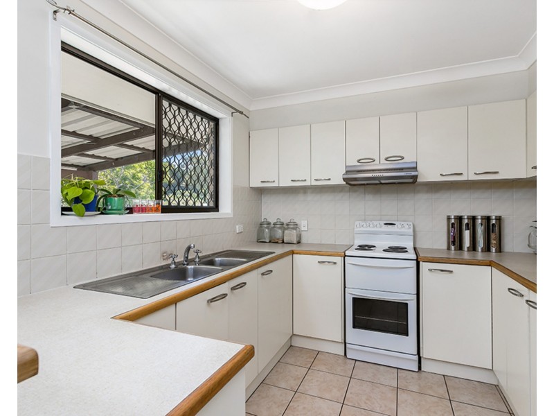 20 Tindara Avenue, Ocean Shores NSW 2483