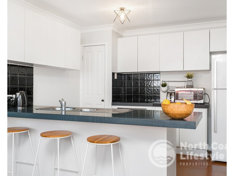 15 Philip Street, South Golden Beach NSW 2483