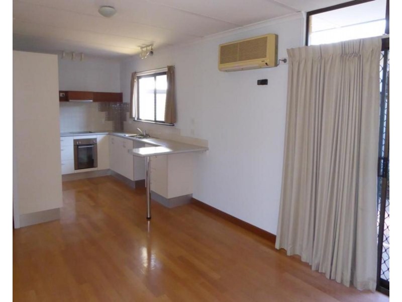 2/5 Aloota Crescent, Ocean Shores NSW 2483