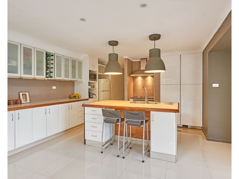 54 Narooma Drive, Ocean Shores NSW 2483