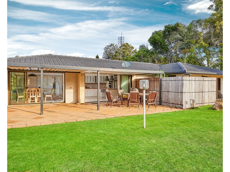 54 Narooma Drive, Ocean Shores NSW 2483