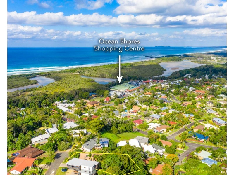 7 Yackatoon Court, Ocean Shores NSW 2483