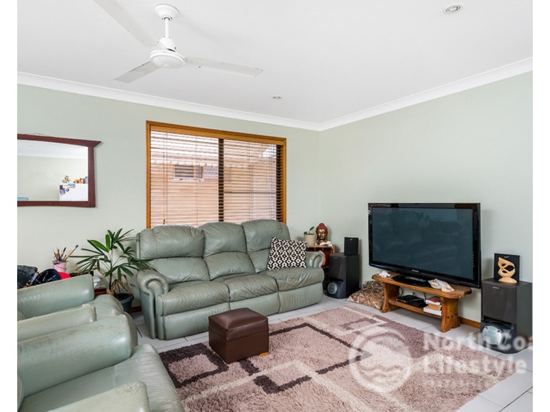 6 Short Street, New Brighton NSW 2483