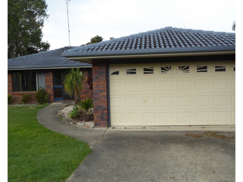 5 Wahlooga Way, Ocean Shores NSW 2483