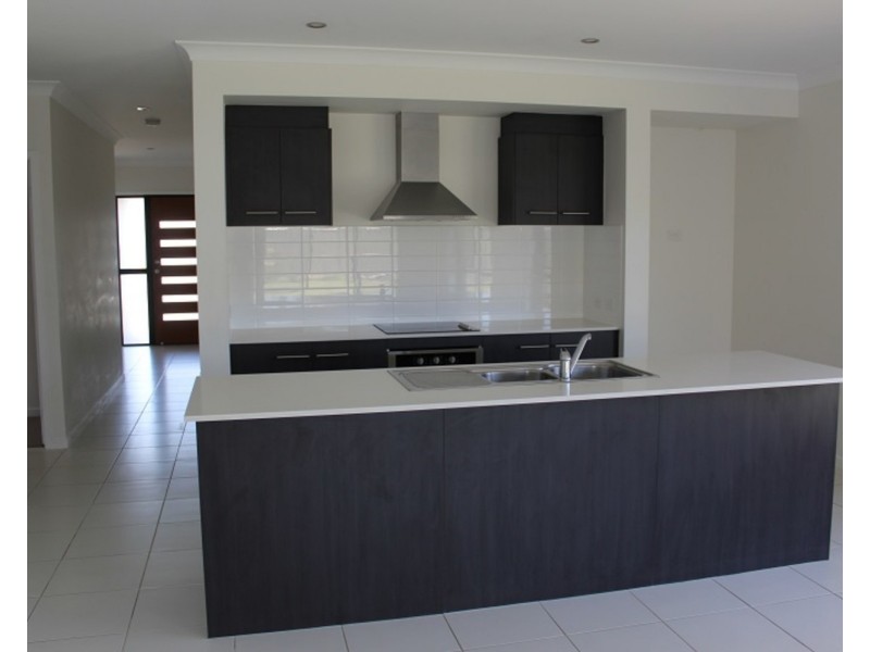 99 Lennox Circuit, Pottsville NSW 2489