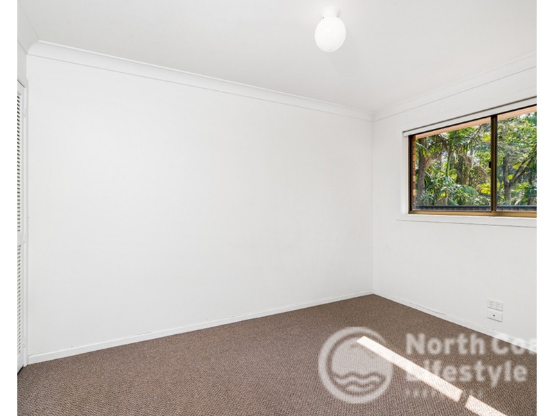 140 Balemo Drive, Ocean Shores NSW 2483