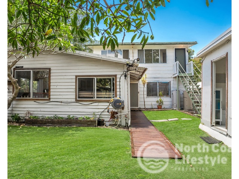 17 Pacific Street, New Brighton NSW 2483
