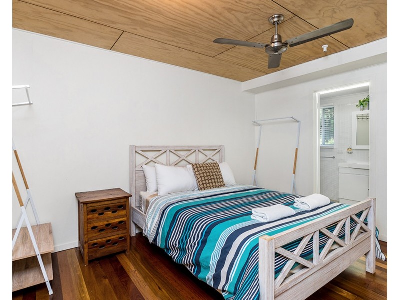 8 Casons Road, New Brighton NSW 2483