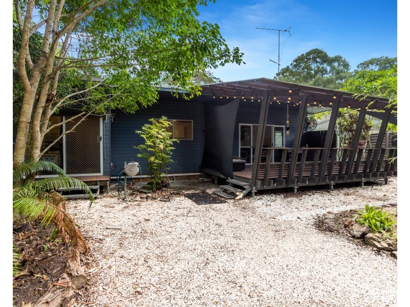 8 Casons Road, New Brighton NSW 2483