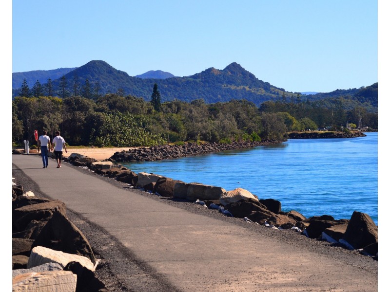 12 Pandanus Court, Brunswick Heads NSW 2483