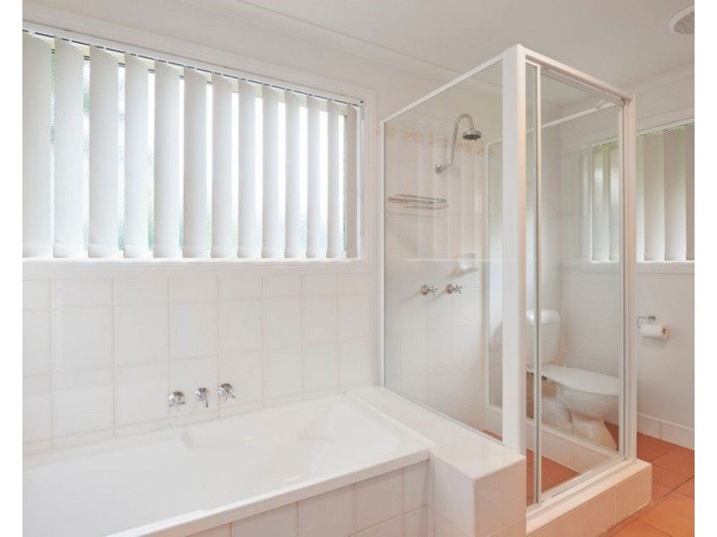 2/3 Kuringai Way, Ocean Shores NSW 2483