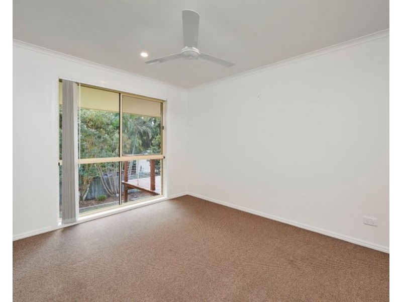 2/3 Kuringai Way, Ocean Shores NSW 2483