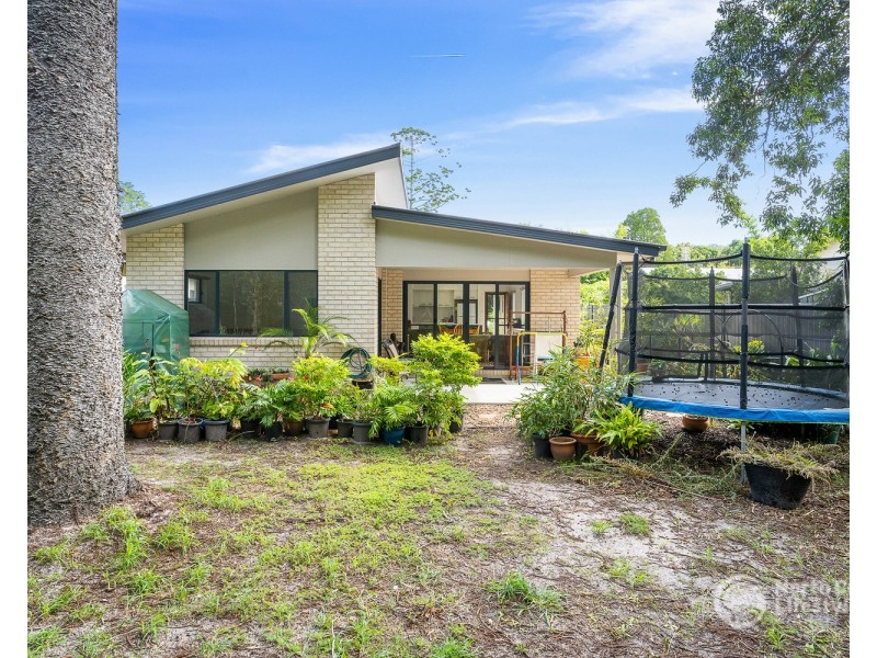 2/15 Boondoon Crescent, Ocean Shores NSW 2483