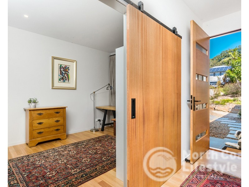 42 Banool Circuit, Ocean Shores NSW 2483