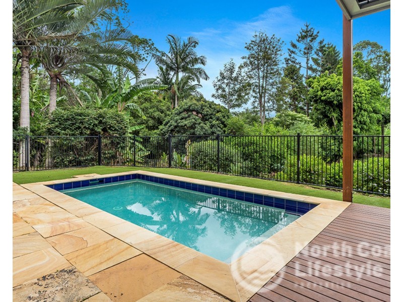 8 Waranga Crescent, Burringbar NSW 2483