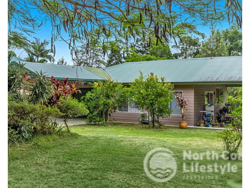 8 Waranga Crescent, Burringbar NSW 2483