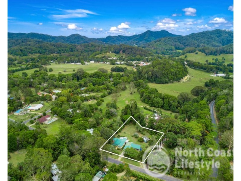 8 Waranga Crescent, Burringbar NSW 2483