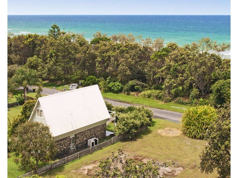 12 Pacific Esplanade, South Golden Beach NSW 2483