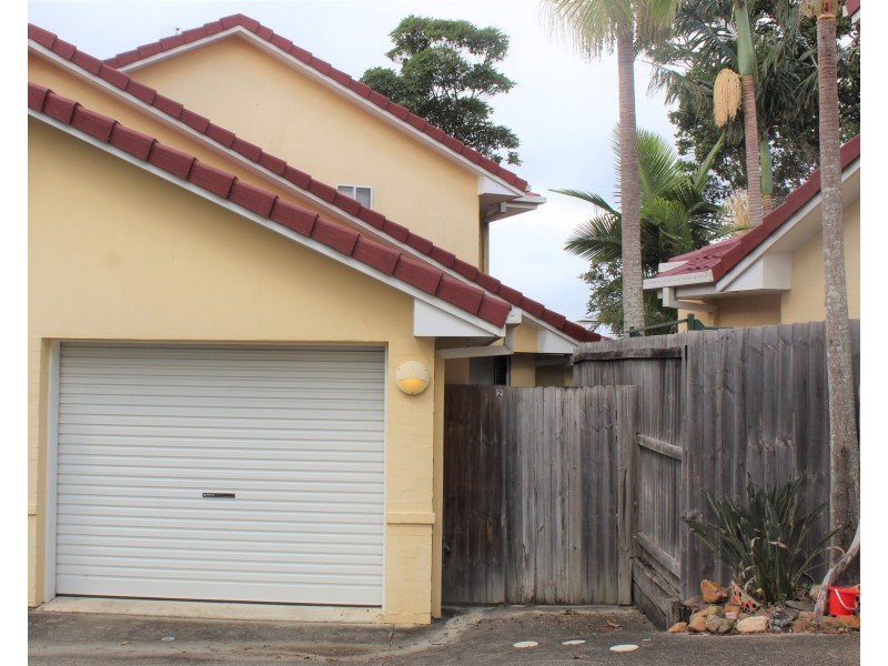 2/2 Nunyar Court, Ocean Shores NSW 2483