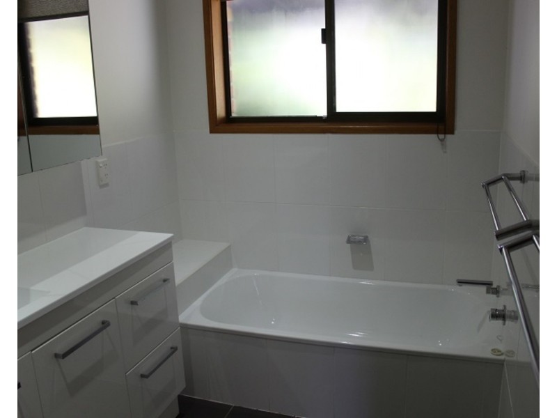 61 Rajah Road, Ocean Shores NSW 2483