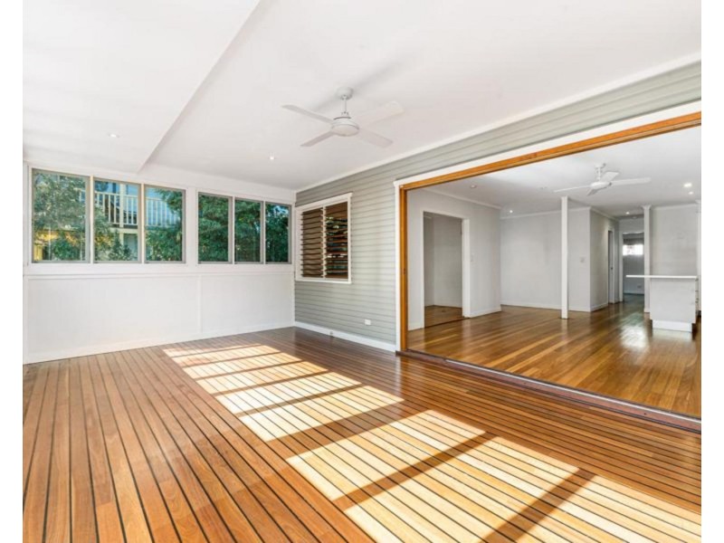 10 Gloria Street, South Golden Beach NSW 2483