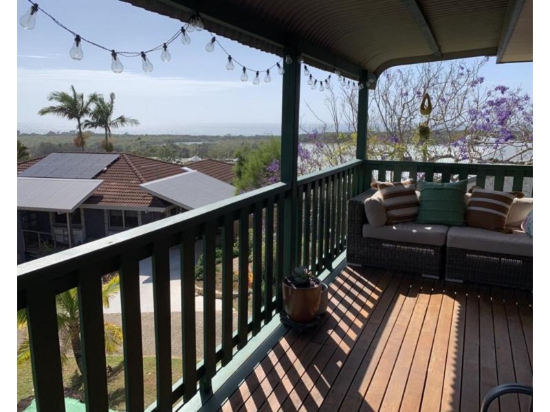 14 Jarrah Crescent, Ocean Shores NSW 2483