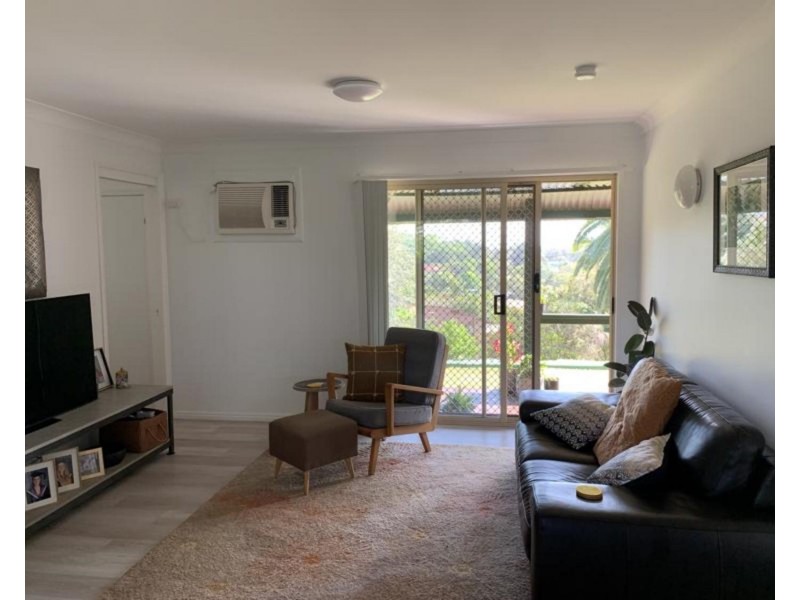 14 Jarrah Crescent, Ocean Shores NSW 2483