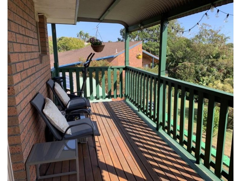 14 Jarrah Crescent, Ocean Shores NSW 2483