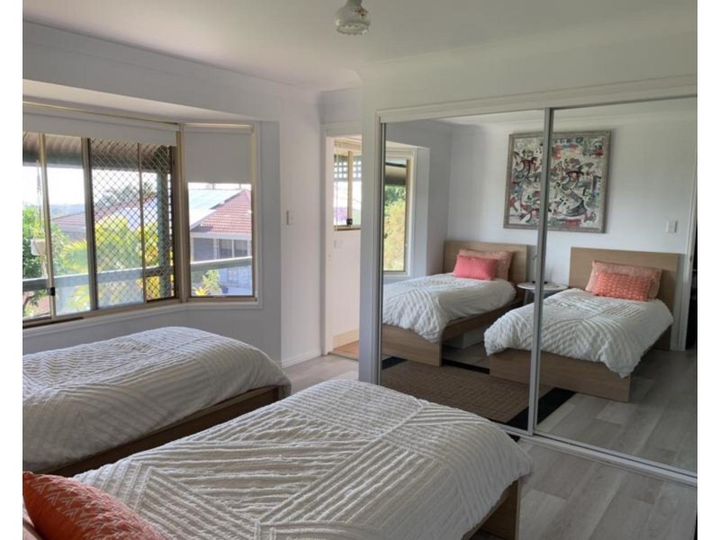 14 Jarrah Crescent, Ocean Shores NSW 2483