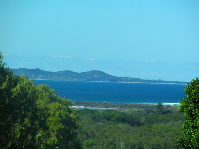 1 Kanandah Court, Ocean Shores NSW 2483