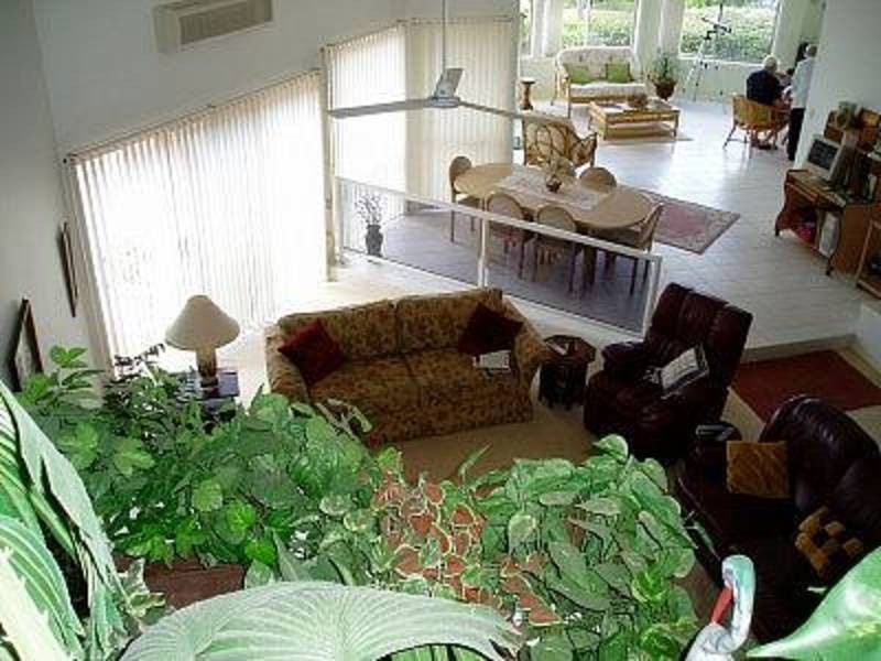 1 Kanandah Court, Ocean Shores NSW 2483