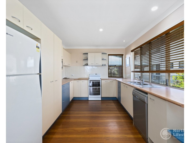 12 Tweed Coast Road, Hastings Point NSW 2489