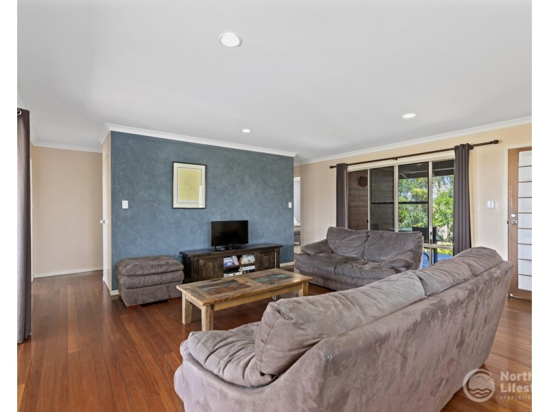 12 Tweed Coast Road, Hastings Point NSW 2489