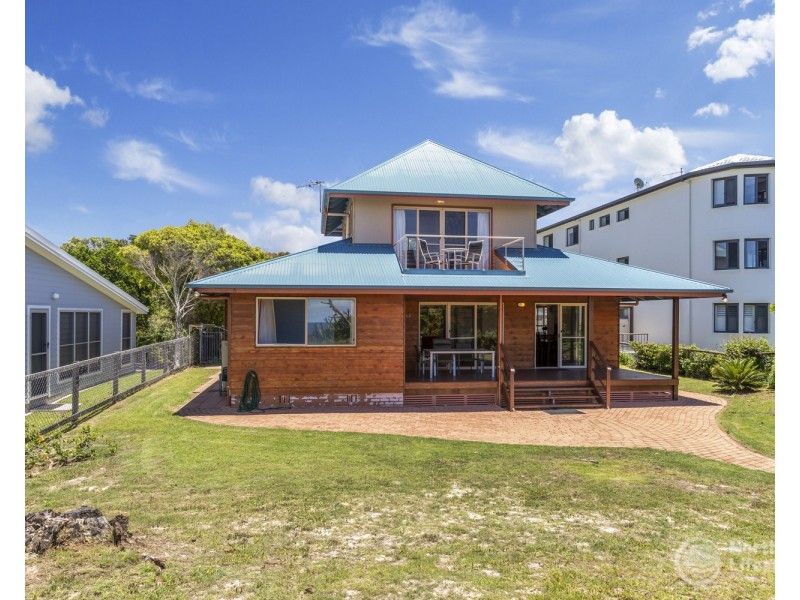 12 Tweed Coast Road, Hastings Point NSW 2489