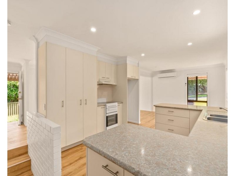 2 Yungarup Place, Ocean Shores NSW 2483
