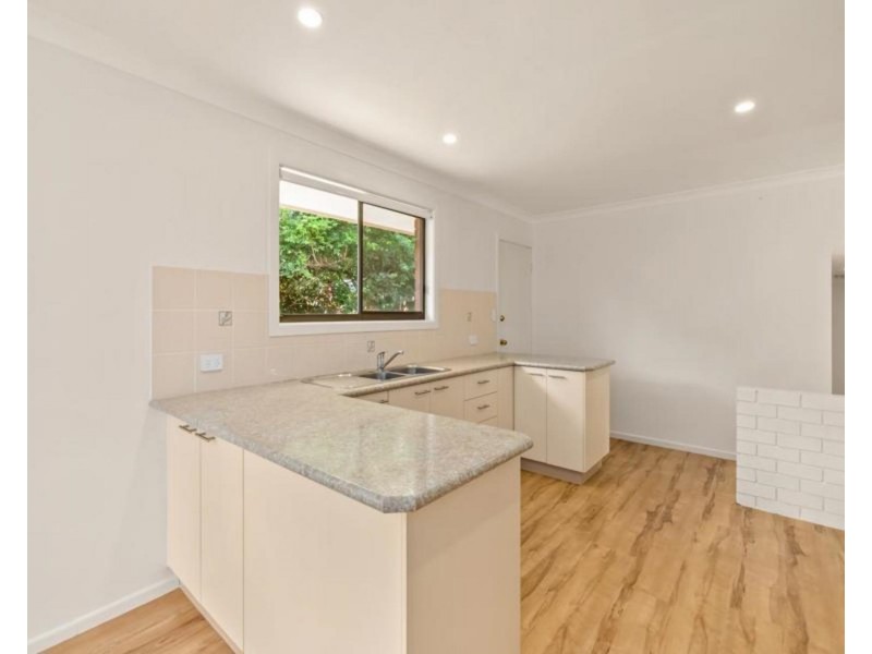 2 Yungarup Place, Ocean Shores NSW 2483