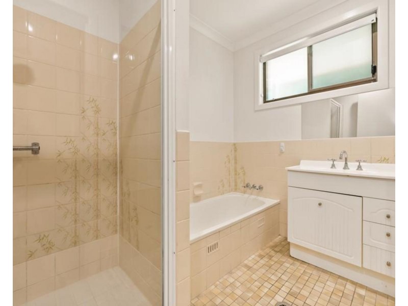 2 Yungarup Place, Ocean Shores NSW 2483