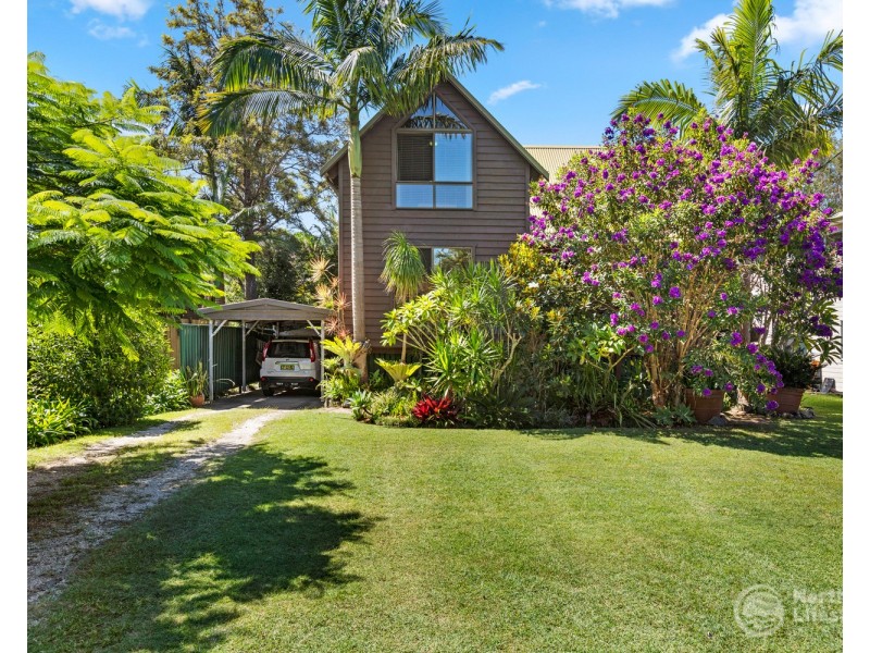 17 Robin Street, South Golden Beach NSW 2483