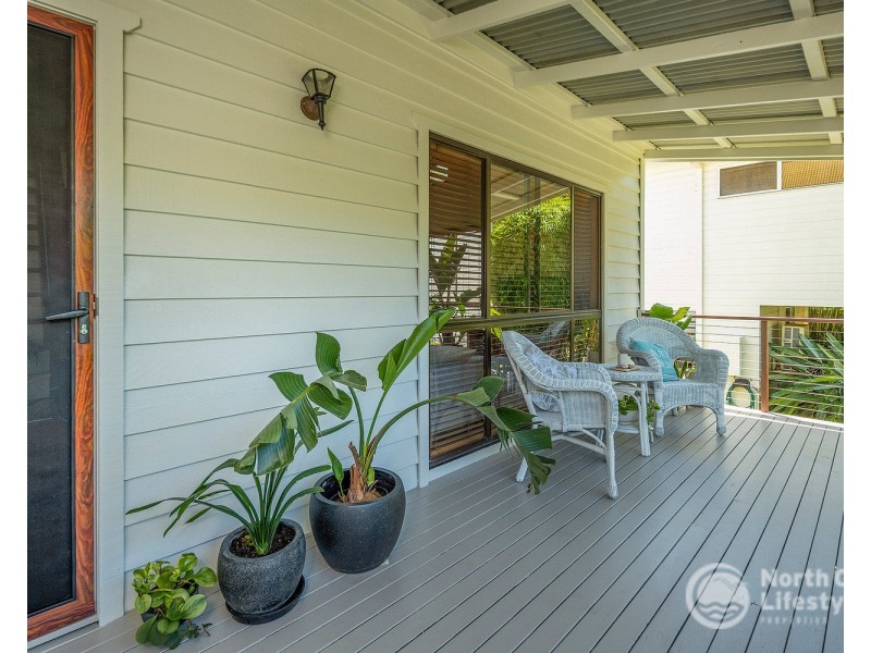 17 Robin Street, South Golden Beach NSW 2483