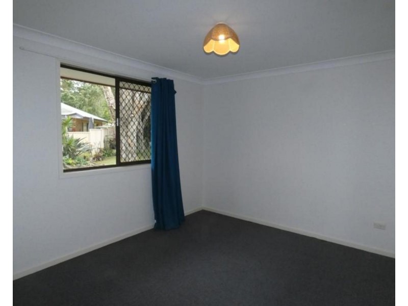 3/8 Boondoon Crescent, Ocean Shores NSW 2483