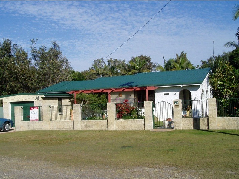 20 Beach Avenue, South Golden Beach NSW 2483