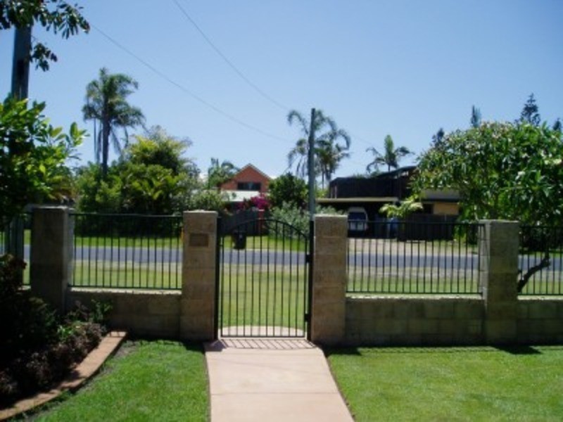 20 Beach Avenue, South Golden Beach NSW 2483