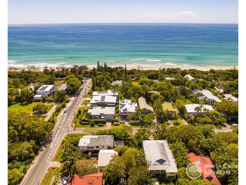 10 Strand Avenue, New Brighton NSW 2483