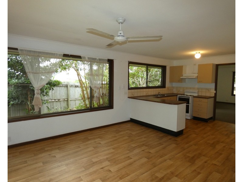 4 Kiyung Court, Ocean Shores NSW 2483